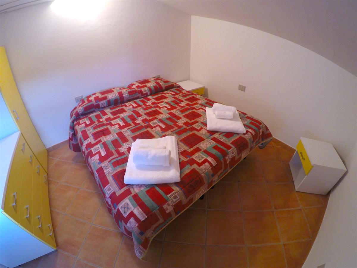 Bed and Breakfast La Coccinella Al Mare à San Teodoro  Extérieur photo