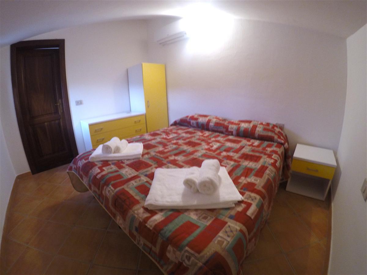 Bed and Breakfast La Coccinella Al Mare à San Teodoro  Extérieur photo